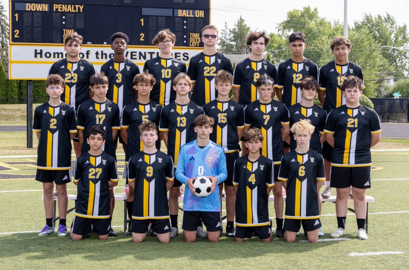 Varsity_Boys_Soccer-0002.jpg
